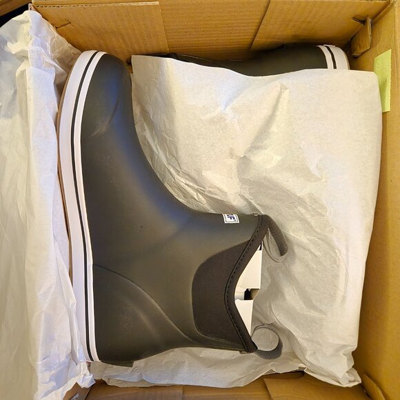 Ankle Rain Boots - Mens 11 (xtratuf) - Picture 4 of 5